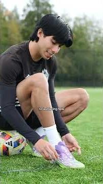 Why are you tying your laces like that?