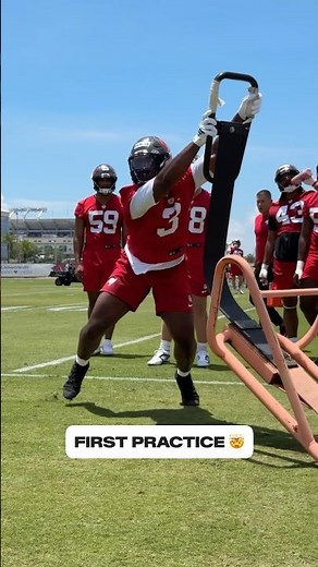 3️⃣ more days until Rueben Bain Jr.'s NFL debut 😮‍💨 #nfl #buccaneers #ruebenbainjr #rookie #bestof
