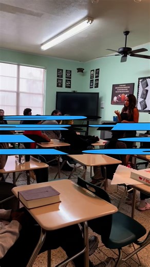 Comment HOME, and I’ll send you this fun at-home activity! To make life easier for parents at home, we created this fun lesson with easy specific instructions that take the stress away when it comes to homework and writing practice at home. Here’s how to use it ⬇️ 1️⃣ Narrative → Write a story about a family trip (beginning, middle, ending) 2️⃣ Informative → Read an article & write a paragraph with topic sentence, details, and a wrap-up sentence 3️⃣ Opinion → Write in different spots around the 