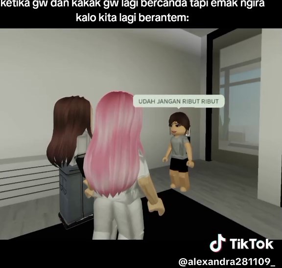 Ketika Emak Ngira Kakak Berantem dalam Meme Roblox