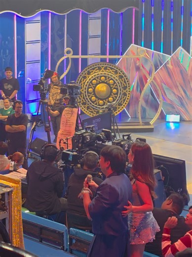 Lassy and Jackie Energize the Crowd at ABS-CBN's Concert