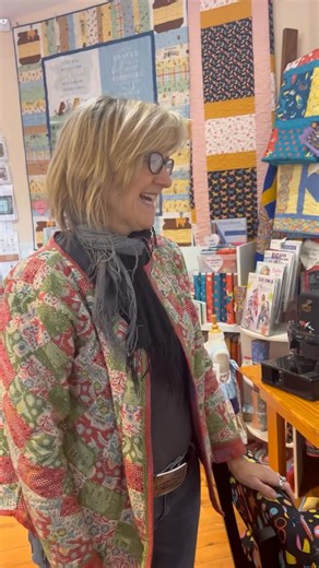 36 reactions | We wanted to share with you our vintage sewing machine collection! Thanks to Al, this machine is back in working order and at 104 years old we are so impressed she’s still sewing! ❤️ 瑱 #vintagesewingmachine #singersewingmachine #vintagesingersewingmachine #vintagesewing | Sewlovelee | Facebook