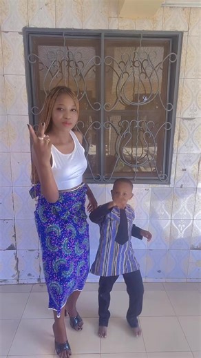 Vidéos de anasimpore1 (@anasimpore1) avec son original - ❤️⚡️QUEEN EK⚡️❤️