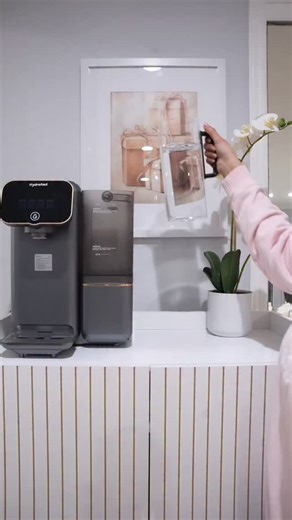 Priscila Fregona on Instagram: "Ad ✨ This is the C100 Countertop Reverse Osmosis Water Filter, designed for those who value quality, convenience, and excellence in every detail. @hydrofast_official Its reverse osmosis system delivers exceptionally pure water with a clean, refined taste, right at home. The thoughtfully designed filter location makes maintenance simple and efficient. The C100 also features an active cooling system, delivering purified water that is naturally chilled, at approximat