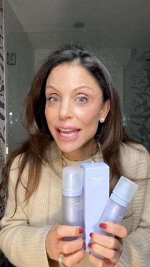 Bethenny Frankel | I’m obsessed with the @drwhitneybowebeauty cleanser and these holiday kits make insanely good gifts. Shop the sitewide sale NOW (25% off... | Instagram