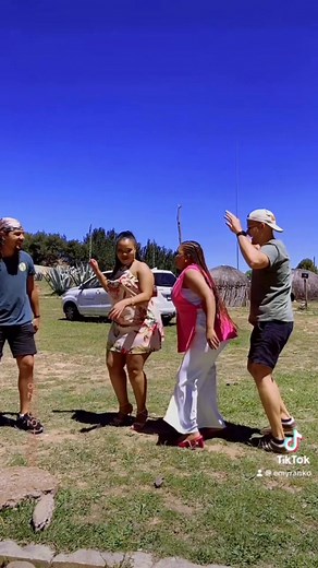 63K views · 4.3K reactions | Leya bona T.connect e re etsang 﫰 Anyway ba ile ba ba ba tlameha ho tantsha hoba ke Lesotho Mona we connect everywhere  Jwalo ka speed sa Wi-Fi ya T.Connect  Sannere Music T-Connect LS #viralpost2025シ #facebookreelsviral #facebookreel | Emily Tlai Tlai Ranko | Facebook