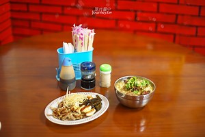 苗栗、通霄美食｜正味麵店・並列通霄三寶的客家油蔥麵 - 許傑,旅行圖中