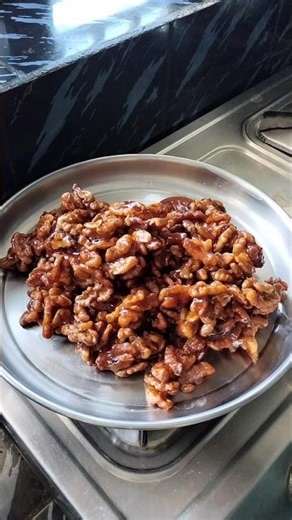 walnuts chikki 😋👌#shorts #foodie