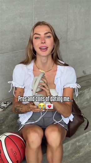 The Pros & Cons of Dating Me 😂❤️, Dating Humor, Funny Relationship Shorts