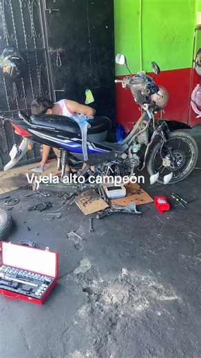 Videos de hanzell josue (@josuemorales5394) con “Yo Te Extrañare - Tercer Cielo”