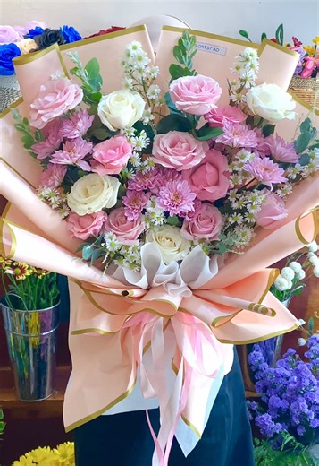 terimakasih yang selalu repeat order di florist ad✨🙌🏻 #buketbunga #buket #buketwisuda #fypage #buketmurah