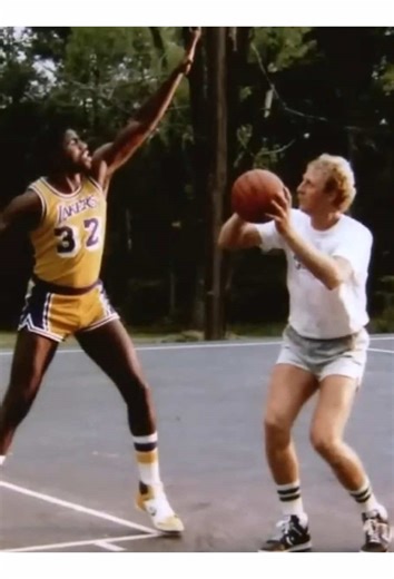 The Friendship Between Larry Bird and Magic Johnson