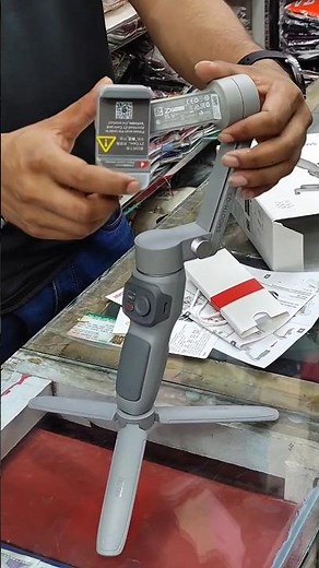 Zhiyun Smooth Q3 Combo Review #Zhiyun #ZhiyunSmoothQ3 #tech #ZhiyunGimbal #smartphonegimbal