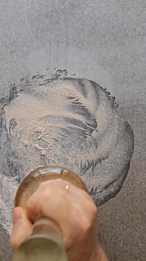 6.9K views · 379 reactions | Sea shells deserve water now, and the grinding begins. #waclawwantuch #handmadepaint #figurativepainting #oldmasterstechniques #fineartpainting | Wacław Wantuch | Facebook