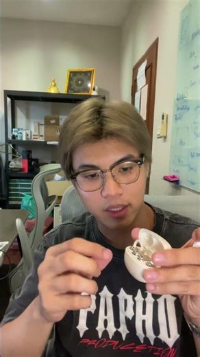 หรือจะเป็นเคสหูฟัง 20-in-1 แปรงทำความสะอาดแป้นพิมพ์ มือถือ