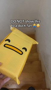 DUCK FAN 🫵😭 Shop the quackey now at Duckeys.com #toy #Artisankeycaps #Cherrymx #Customkeyboard #Customkeycap #fidgettoy #Gamer #Gaming #keychain #Keyboards #Keycap #Keycaps #Mechanicalkeyboards #Mechkeyboard #Mechkeys #Pcgamer #Thatclickyfeeling #funny #quack #duckeys #duck #office #fidget | Duckeys