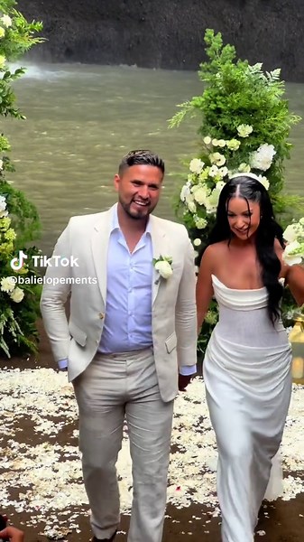 Choosing forever beneath the falls💚 #waterfallwedding #intimatewedding #bali