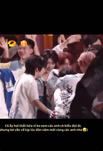 Chúc các anh ck năm mới vui vẻ,mọi việc thuận lợi.Mãi là NAM ĐOÀN đệ nhất nheeee! Vừa lúc thấy các anh ôm nhau,truyền thống nhà ta đó ạ😘😘😘😘#时代少年团 #thờiđạithiếuniênđoàn #myidol #happynewyear #xhhhhhhhhhhhhhhhhhhhhhhh