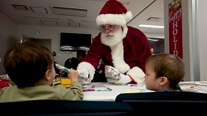 🌨️ Babies, it's cold outside . . . So parents brought their little elves to the New Parent Support Program's Holiday Learn and Play. Babies and toddlers made arts and crafts, decorated cookies and received presents from the jolliest man in town 🎅 https://www.dvidshub.net/video/990177/new-parent-support-program-holiday-learn-and-play-2025-pacup-marine-corps-air-station-iwakuni-japan | AFN Iwakuni