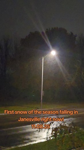 It's snowing!!!! MERRY CHRISTMAS EVERYONE!!!!!!!! | Tom Purdy