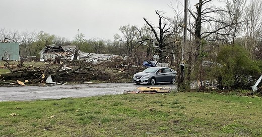 ‘The damage is significant’: Nevada, Missouri, residents clean up after morning storm