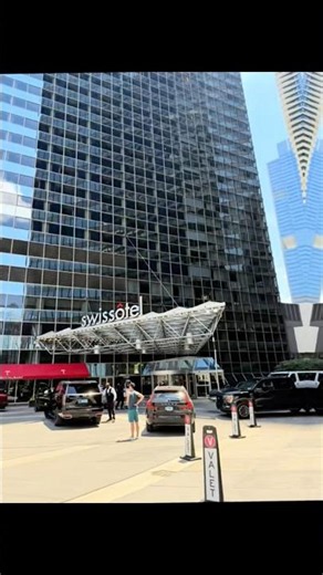 Inside Swissôtel Chicago 🇺🇸 Luxury Downtown Hotel Tour | 3 Million Mile Traveler Review