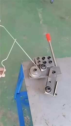 Manual tool for making clothes hangers #shorts