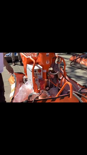 The CGS team getting hands-on with the spraying capabilities of the PFT G4. Sessions like these ensure our team are ready to deliver our customers with expert advice on maintenance & servicing, operator training and technical support. During the session, we put the G4 through its paces — spraying different render, plaster and fire-proofing materials. Call us to learn how the PFT G4 can level up your business and take advantage of our limited-time PFT offer! ☎️ 1300 263 843 🌐 cgsequipment.com.au