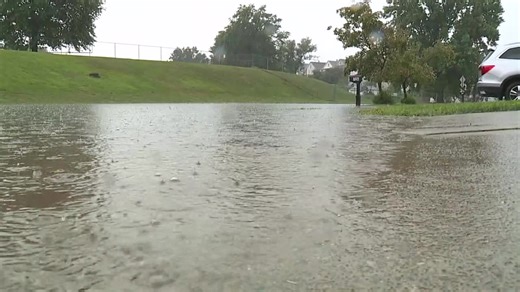 Warm weeks and wet weekends this October