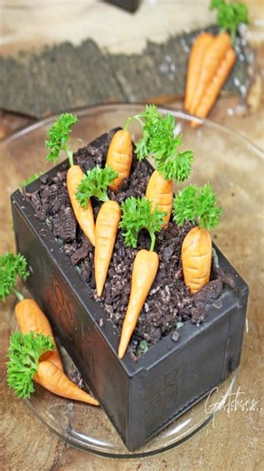 Edible garden boxes #dessert #cakedecorating #vegan