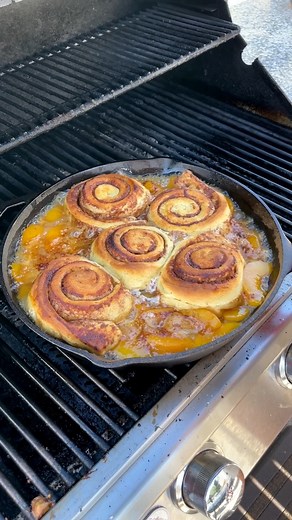 278K views · 2.7K reactions | Peach treat on the grill I use peaches and cinnamon rolls in a cast iron to create a yummy treat on the grill. | Rick's Friend Justine | Facebook