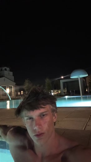 varis 🇦🇱🇺🇸 (@v.varis)’s videos with som original - beru