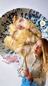 👉 Scaloppine di pollo con prosciutto e formaggio 😋Hai voglia di un piatto gustoso e cremoso pronto in 10 minuti?Ci pensa Samantha - Ilmiopiattoacolori con un Svolta la Cena con questo secondo piatto super facile e pronta con soli 5 ingredienti 🤤La ricetta qui 👉 https://bit.ly/scaloppinepolloprosciuttoformaggio | Al.ta Cucina