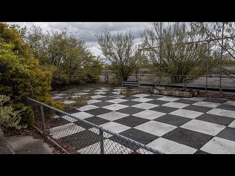 Exploring the Abandoned Remains of Nazareth Speedway