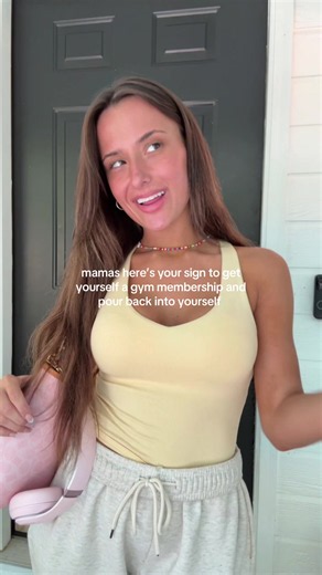 because you deserve an hour that belongs only to you 💛 #MomsofTikTok #gymtok
