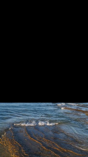 Beautiful day at the beach on Lake Ontario, Prince Edward County | Ontario Hiking Trails