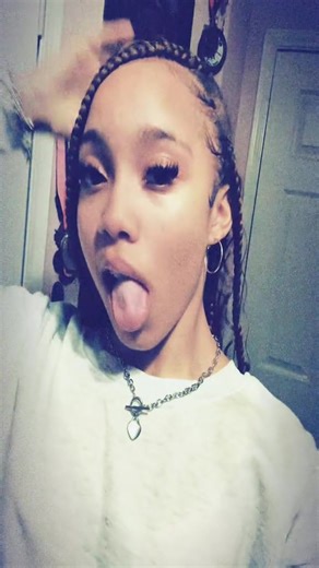 🤫 (@deffnotredd)’s videos with original sound - 🤫