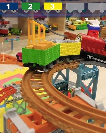 🔴 Salty in the Strength Challenge | Pushing Wagons in Thomas & Friends!