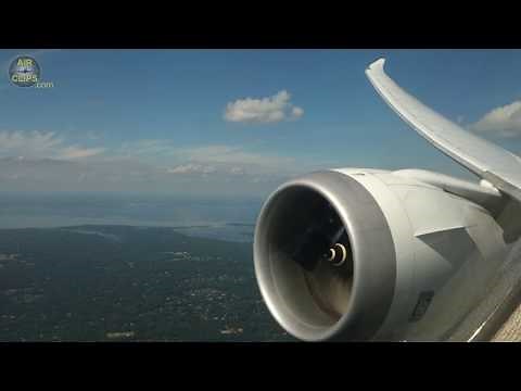 Beautiful LOT Boeing 787-8 Dreamliner Landing in New York JFK on a sunny afternoon! [AirClips]