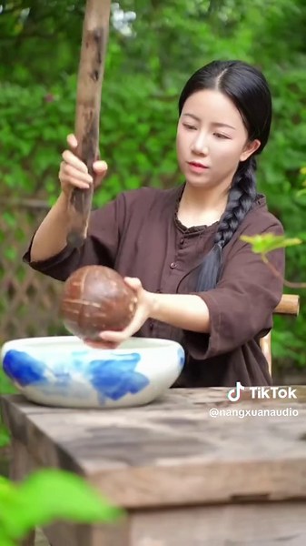 Hoa khôi lớp nói camera phòng thi là giả - Truyện audio full