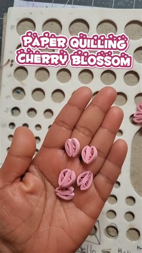 Paper Quilling Cherry Blossom Tutorial #truptiscraft #quillingtutorial #quillingteacher
