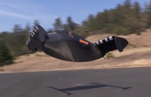 Reporter Tries Flying Car After Minimal Training, Proves Anyone Could Fly