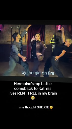 Katniss vs Hermione - Epic Rap Battle Showdown