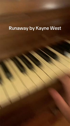 Learn to Play Runaway by Kanye West on Piano