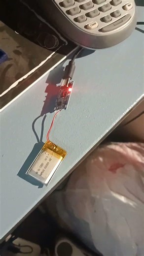 3.7v battery come up. tp4056 module charger