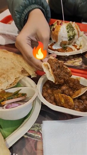 #kitherehgaya#song#trending#trend#streetfood#indianfood#india#reality#chole#cholebhaturae#bhature#yt