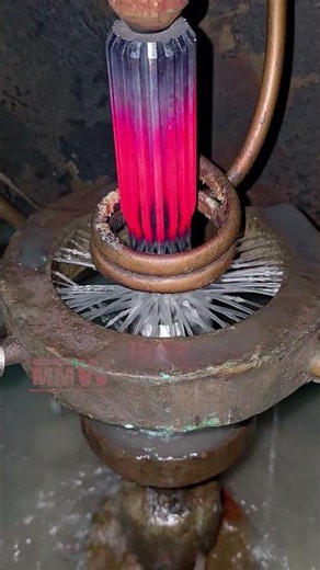 The Exact Moment Metal Becomes a Precision Spline #satisfying #machining #factory