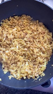 Curried Cabbage 🥬✨ The easiest and most delicious way to make curried cabbage, seasoned with @rajahsouthafrica , salt, and pepper. Simple, quick, and full of flavour! 😋 #MealsWithNtandose #CurriedCabbage #HomeCooking #EasyRecipes #SouthAfricanFlavours #RajahSouthAfrica #ComfortFood #QuickMeals #FoodieZA #WhatsForDinner #DeliciouslySimple #WeeknightMeals | Mealswithntandose