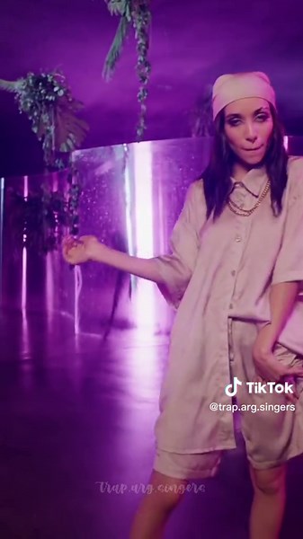 María Becerra: Acaramelao