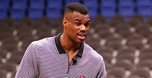 La carrière de David Robinson en vidéo